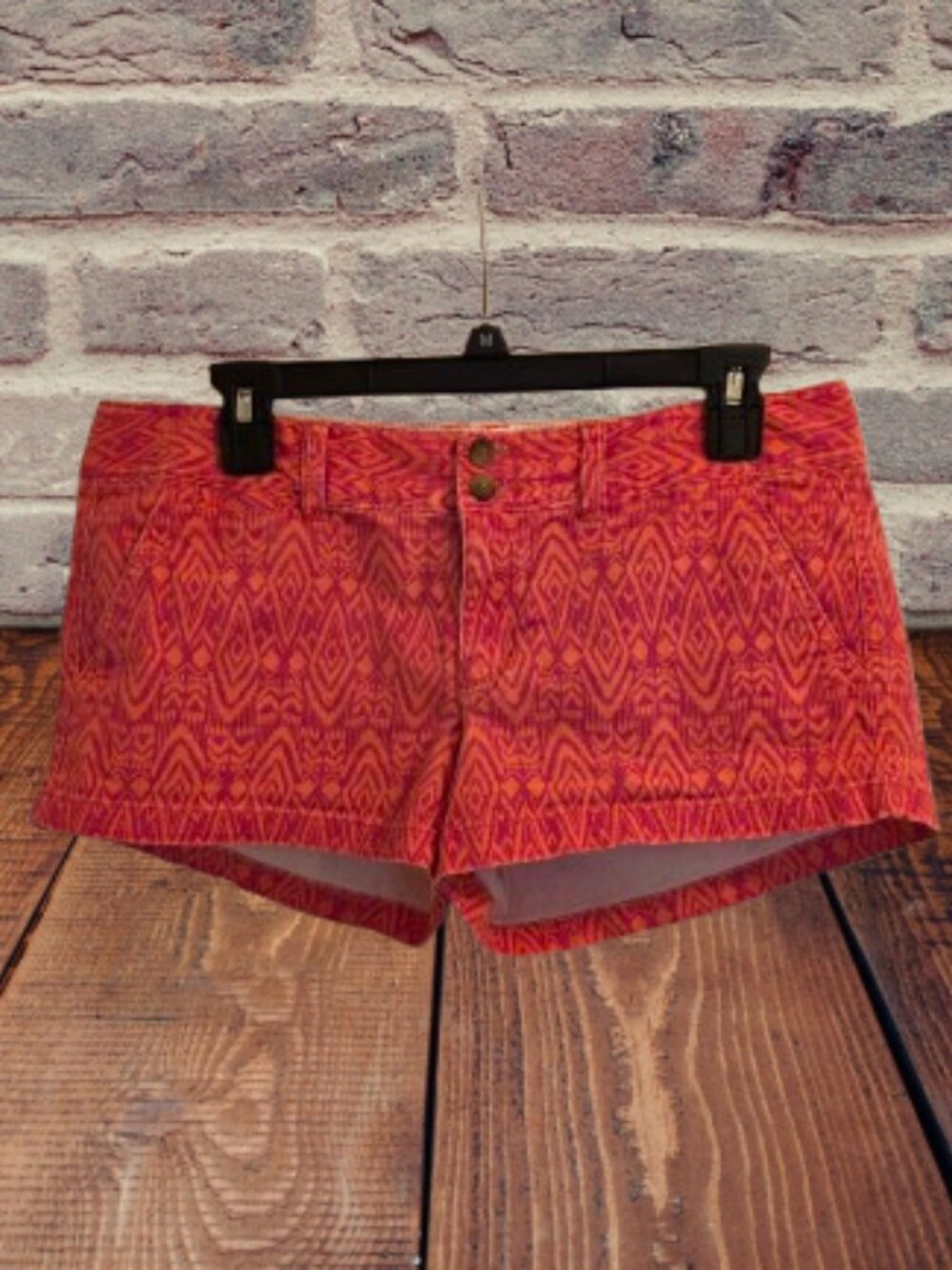 AMERICAN EAGLE OUTFITTERS STRETCH WOMEN CASUAL DRESS SHORTS - SIZE 8